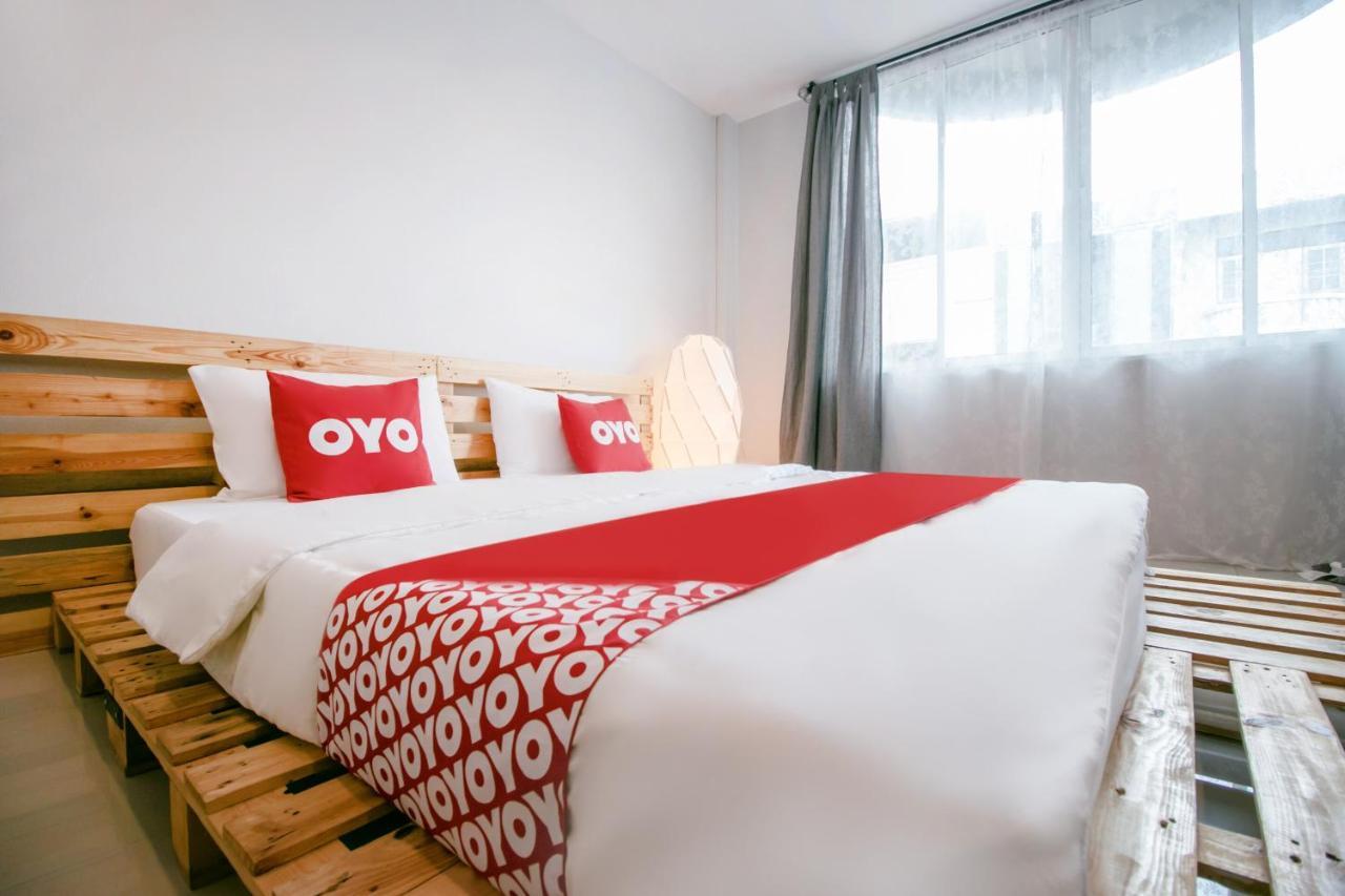 曼谷 Oyo421古亚斯卡青年旅馆及咖啡馆酒店 外观 照片